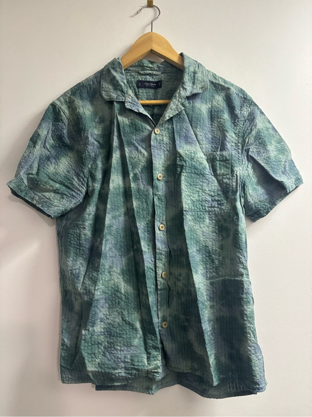 Lucky Brand Men’s Short Sleeve Buttonup